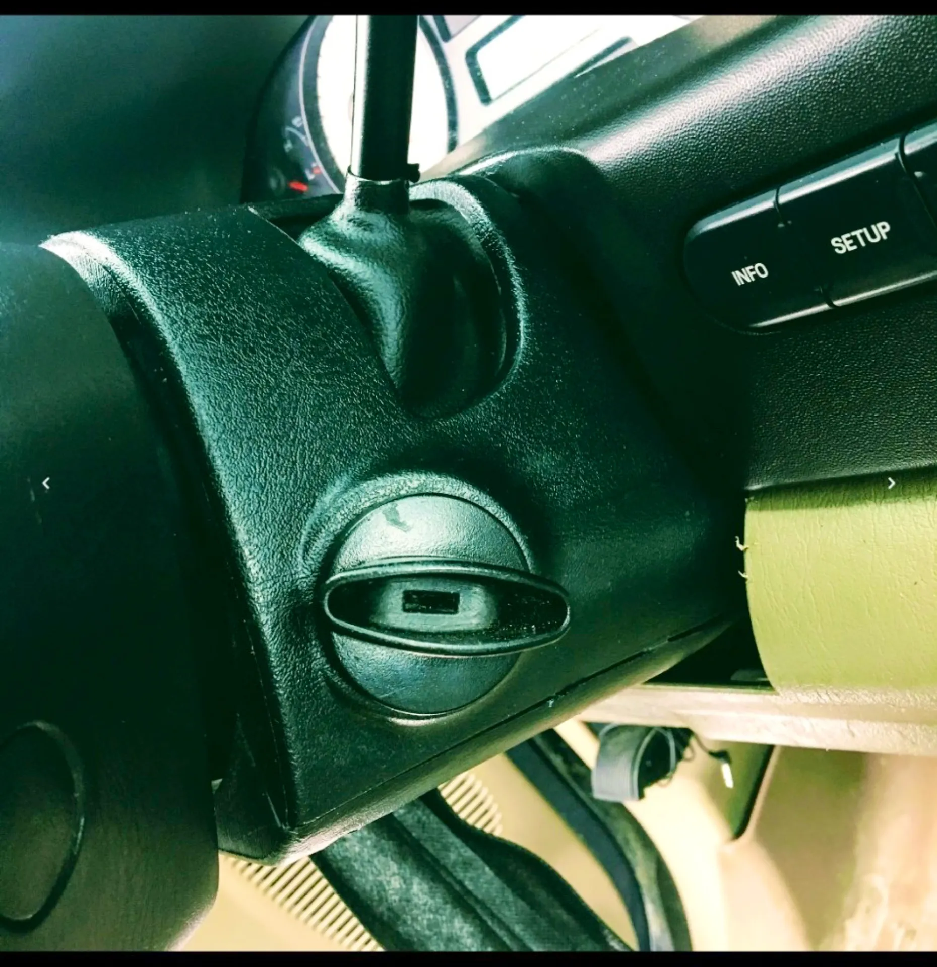 Locksmith  Van  Or  Work  Truck